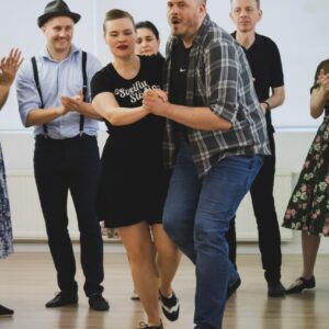 Helgarnámskeið - 1 námskeið + danskvöld